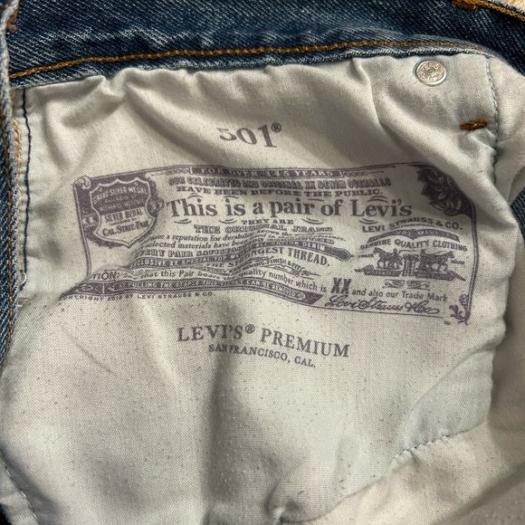 Men’s Levi vintage 501 jeans - Picture 6 of 12